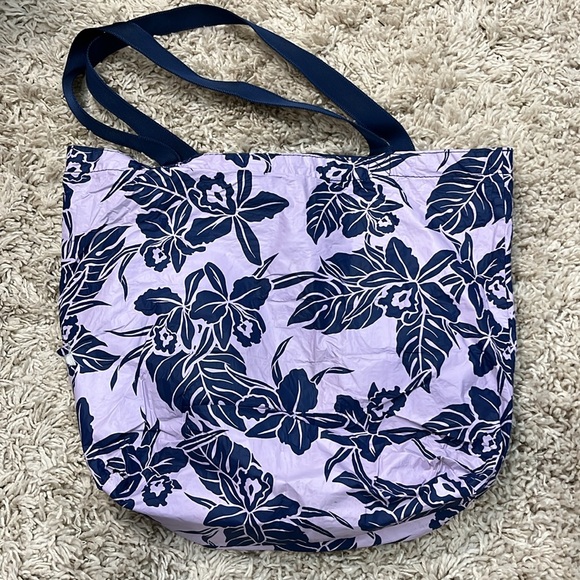 Aloha Collection Tote - Picture 2 of 7